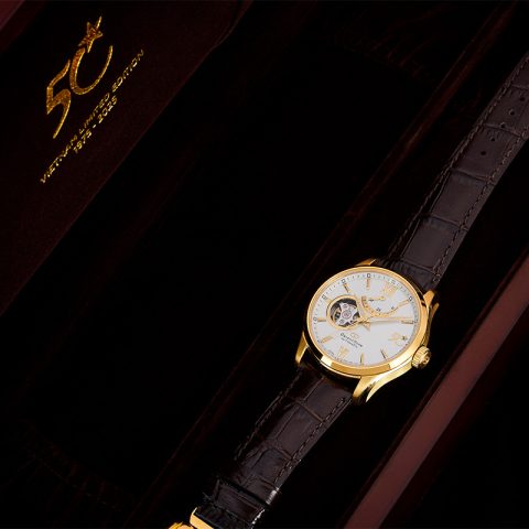 Đồng hồ Orient Star RE-AT0018S00B phiên bản giới hạn kỷ niệm Việt Nam trong hộp cao cấp