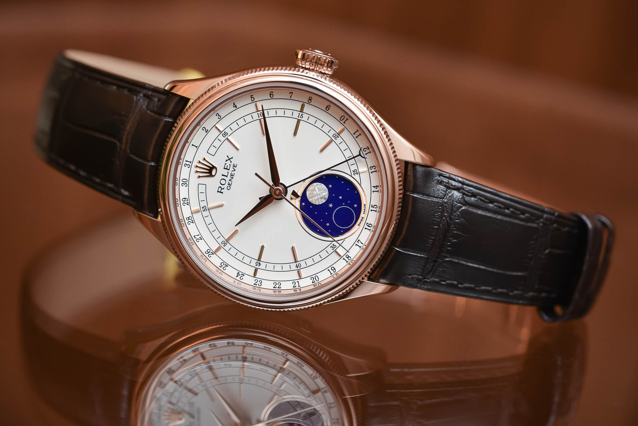 Đồng hồ Rolex Cellini Moonphase 50535 với mặt số trắng tinh tế và vỏ vàng hồng Everose