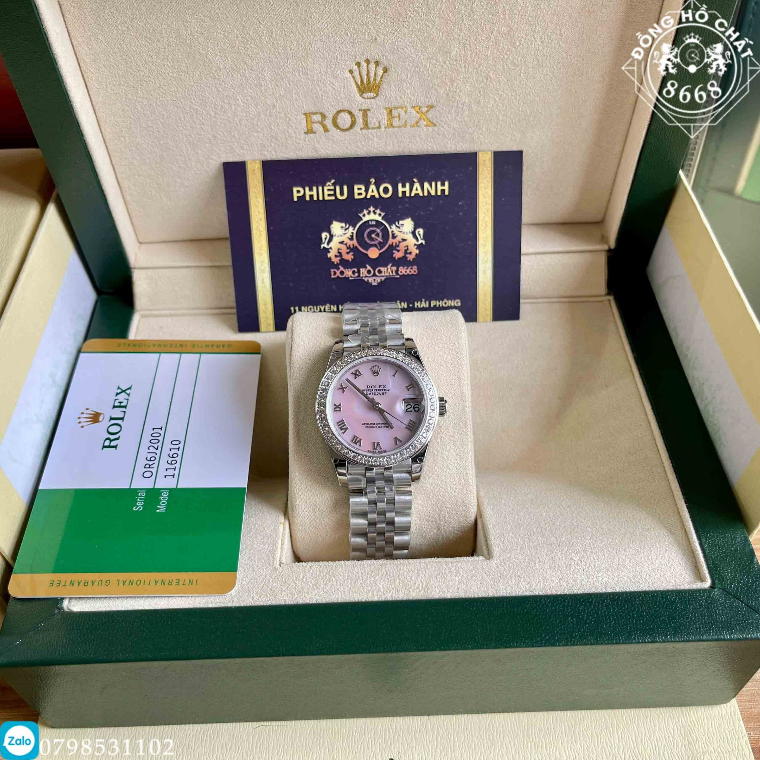 Đồng hồ Rolex nữ mặt hồng DateJust với khung vỏ thép không gỉ, thể hiện chất lượng máy Thụy Sĩ