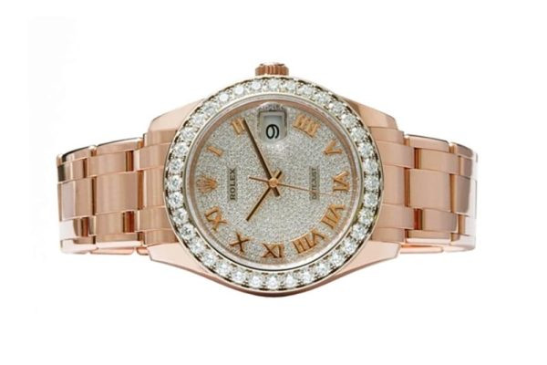 Rolex Pearlmaster nữ đính đá quý hiếm, thể hiện đẳng cấp