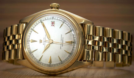 Hình ảnh chiếc đồng hồ Rolex Oyster chính hãng, một sáng chế quan trọng của Rolex