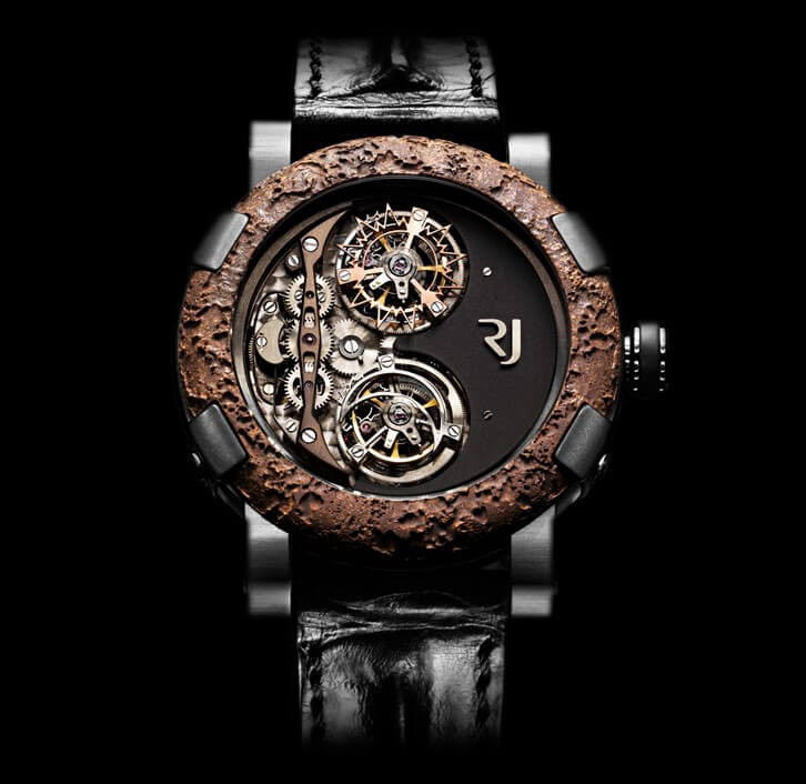 Romain Jerome Titanic Day and Night: Đồng hồ nam độc lạ chế tác từ vật liệu tàu Titanic