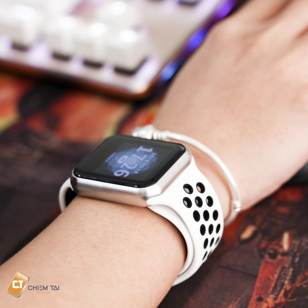 Giao diện theo dõi sức khỏe và luyện tập thể thao trên đồng hồ thông minh Smartwatch F8