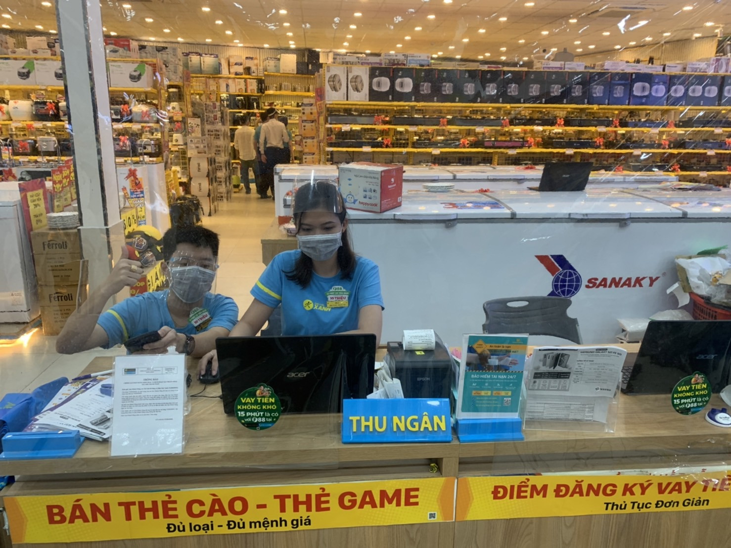 Quy trình thanh toán nhanh chóng khi mua đồng hồ tại Điện máy Xanh