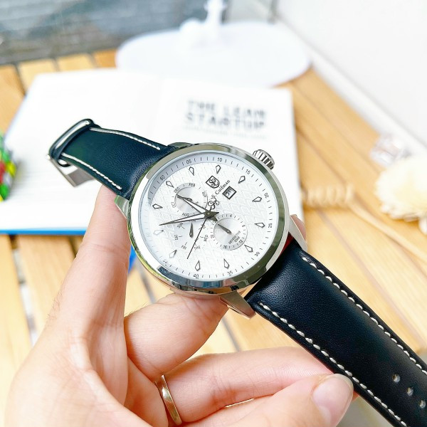 Thiết kế tổng thể của đồng hồ S Coifman SC0409, nổi bật vỏ thép không gỉ