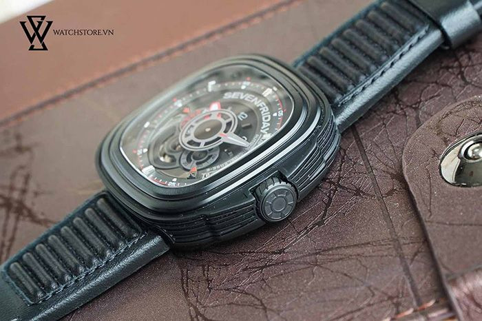 Dây đeo da và silicone đa dạng màu sắc của đồng hồ Sevenfriday, nét đặc trưng của đồng hồ Sevenfriday