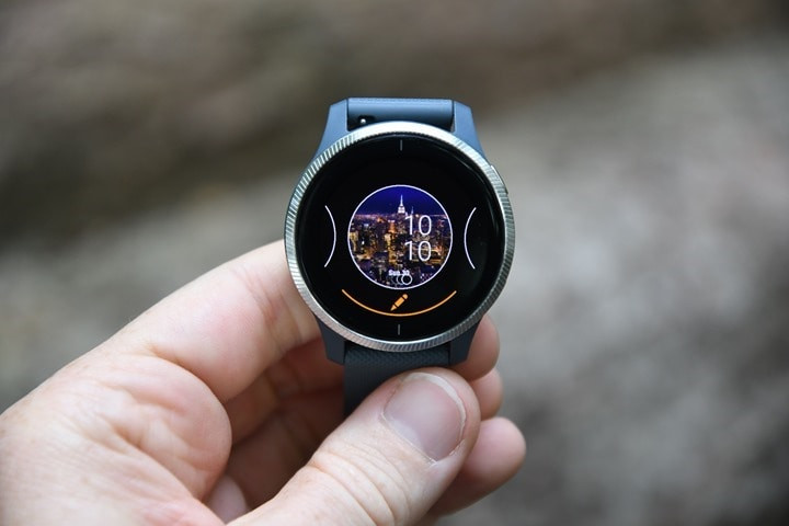 Đánh giá đồng hồ Garmin Venu với mặt đồng hồ AMOLED