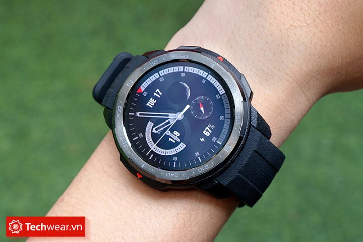 Đồng hồ thông minh GS Watch bền bỉ với chứng nhận quân sự