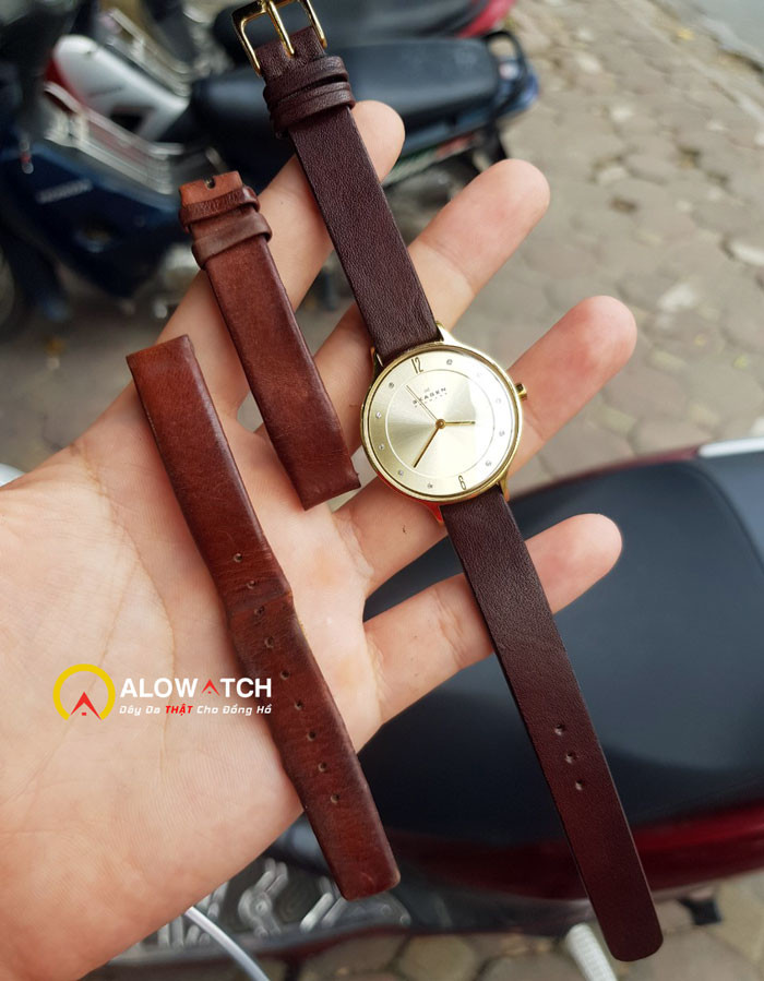 Quy trình thay dây da đồng hồ Skagen chuyên nghiệp
