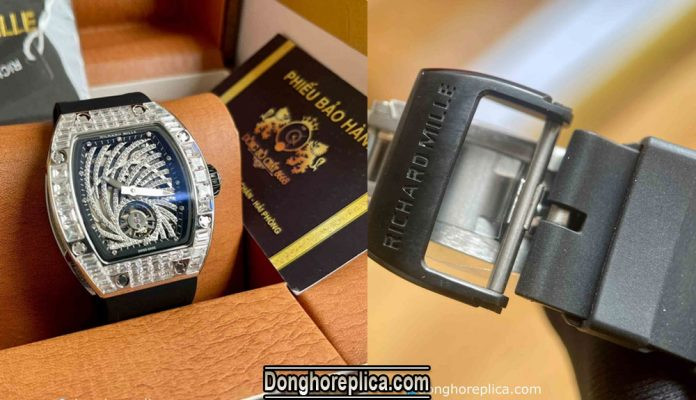 Vị trí lý tưởng và cách đeo đồng hồ Richard Mille dưới xương cổ tay để tôn lên vẻ đẹp.