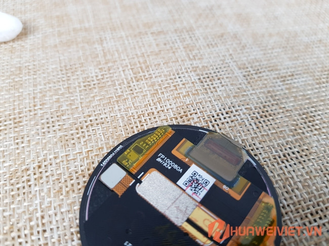 Đồng hồ Huawei Watch GT hoạt động bình thường sau khi thay màn hình