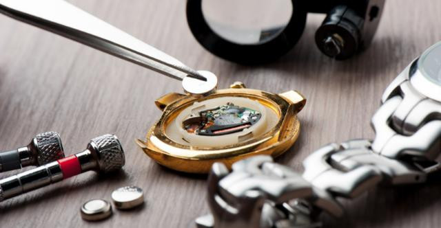Dịch vụ thay pin đồng hồ với chi phí phải chăng tại Hà Nội