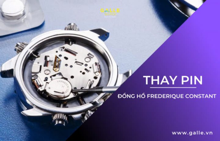 Chuyên gia đang thực hiện quy trình thay pin đồng hồ Frederique Constant chuyên nghiệp tại trung tâm bảo dưỡng