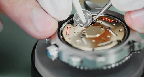 Alowatch chuyên cung cấp và thay pin đồng hồ chính hãng