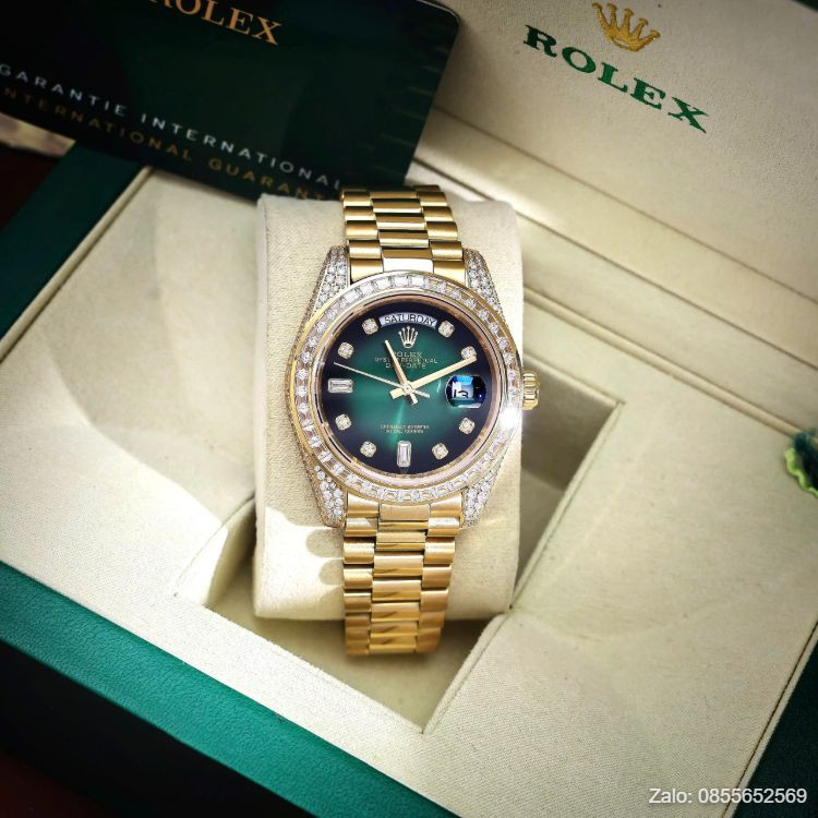 Chi tiết vỏ và dây đeo thép không gỉ mạ PVD của đồng hồ Rolex nam