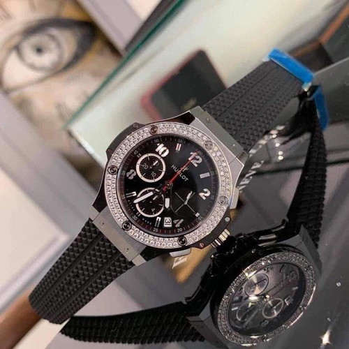 Dịch vụ thu mua đồng hồ Hublot cũ chính hãng giá cao tại Alowatch