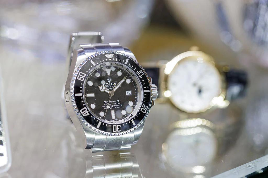 Dịch vụ thu mua đồng hồ Rolex cũ Gò Vấp tận nơi