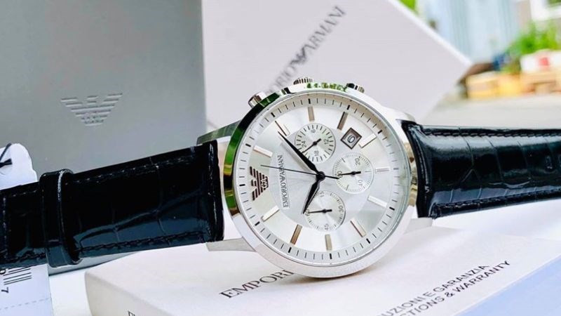 Mẫu đồng hồ Emporio Armani 6 kim năng động và đa chức năng
