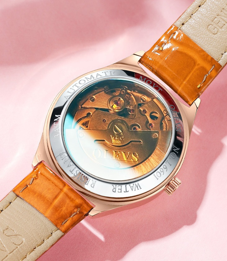 Bộ máy Automatic bền bỉ cung cấp năng lượng cho đồng hồ OLE127