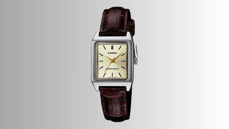 Thiết kế mặt vuông nhỏ 22 mm của đồng hồ Casio LTP-V007L-9EUDF