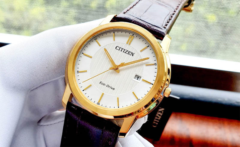 BM7400-12L là mẫu đồng hồ Citizen nam dây da được nhiều chàng trai hiện đại yêu thích