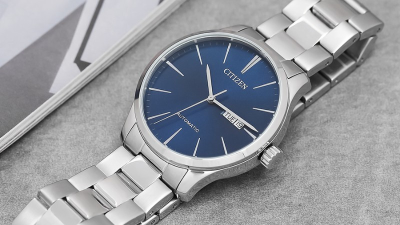 Đồng hồ Citizen NH8350-83A mang đến vẻ ngoài sang trọng, lịch lãm cho các quý ông, thể hiện tinh hoa của :đồng hồ nam đẹp nhất thế giới.