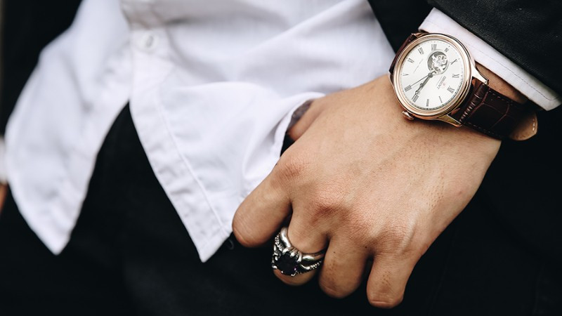 Đồng hồ Orient Bambino FAG00001S0 với mặt kính lồi cứng cáp, trong suốt, chống trầy xước, thể hiện đẳng cấp của :đồng hồ nam đẹp nhất thế giới.