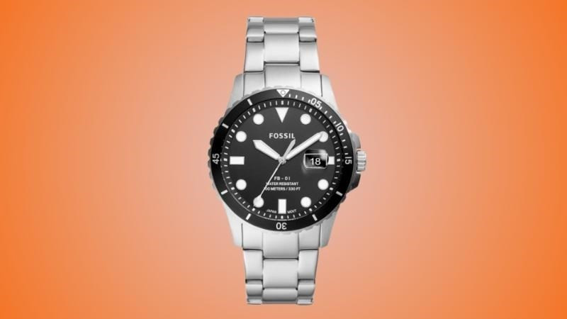 Mẫu đồng hồ Fossil nam dây kim loại với thiết kế thời thượng mạnh mẽ