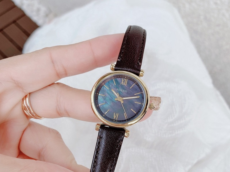 Đồng hồ Fossil nữ ES4968 mặt tròn dây da nâu với thiết kế đẹp mắt, sang trọng