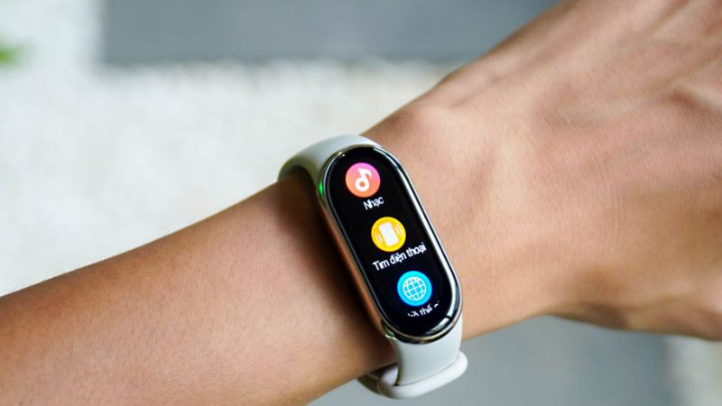 Màn hình AMOLED 1.62 inch sắc nét của vòng đeo tay thông minh giá rẻ Mi Band 8.