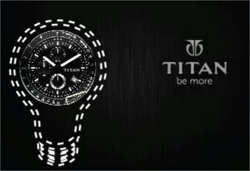 Đồng hồ Titan Ấn Độ, thiết kế đính đá lấp lánh, rất thích hợp làm quà cho phụ nữ lớn tuổi.