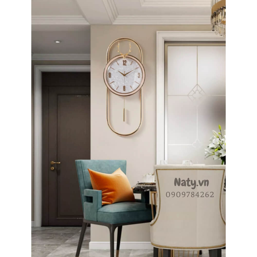 Đồng hồ treo tường kết hợp tranh trang trí phòng ngủ