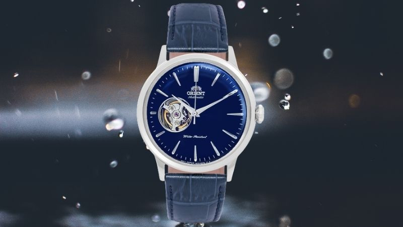 Đồng hồ mặt tròn nhỏ nhắn, thiết kế tinh tế cho quý cô lãng mạn