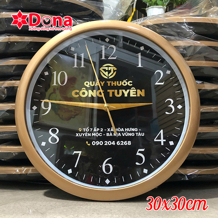 Đồng hồ treo tường vành sơn nhũ vàng đồng sang trọng