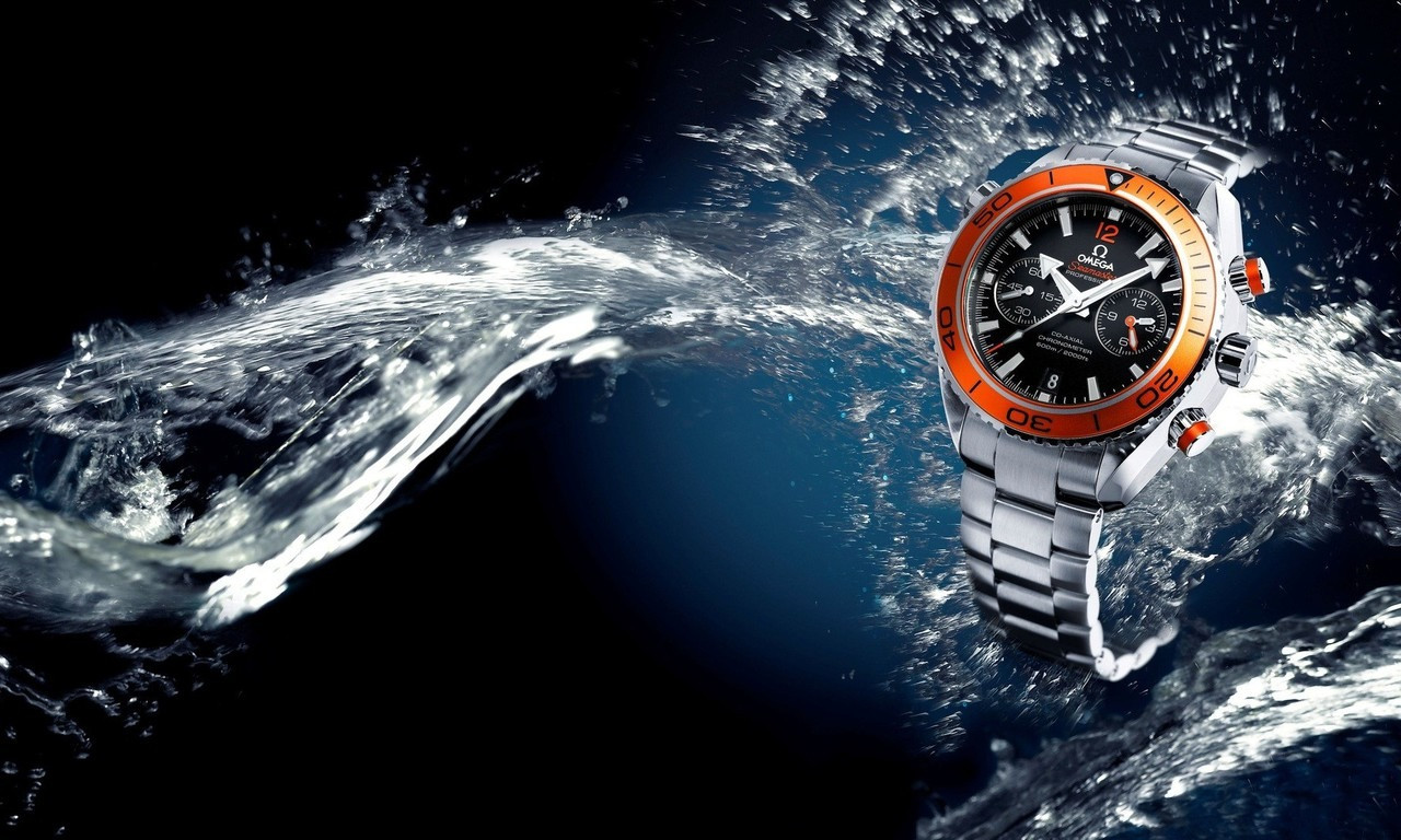 Đồng hồ Omega cam kết chống nước tốt với cấu trúc núm vặn khóa