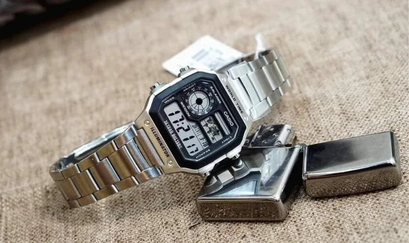 Chiếc đồng hồ nam Casio AE-1200WHD-1AVDF với nhiều tính năng và độ bền cao cho sinh viên nam