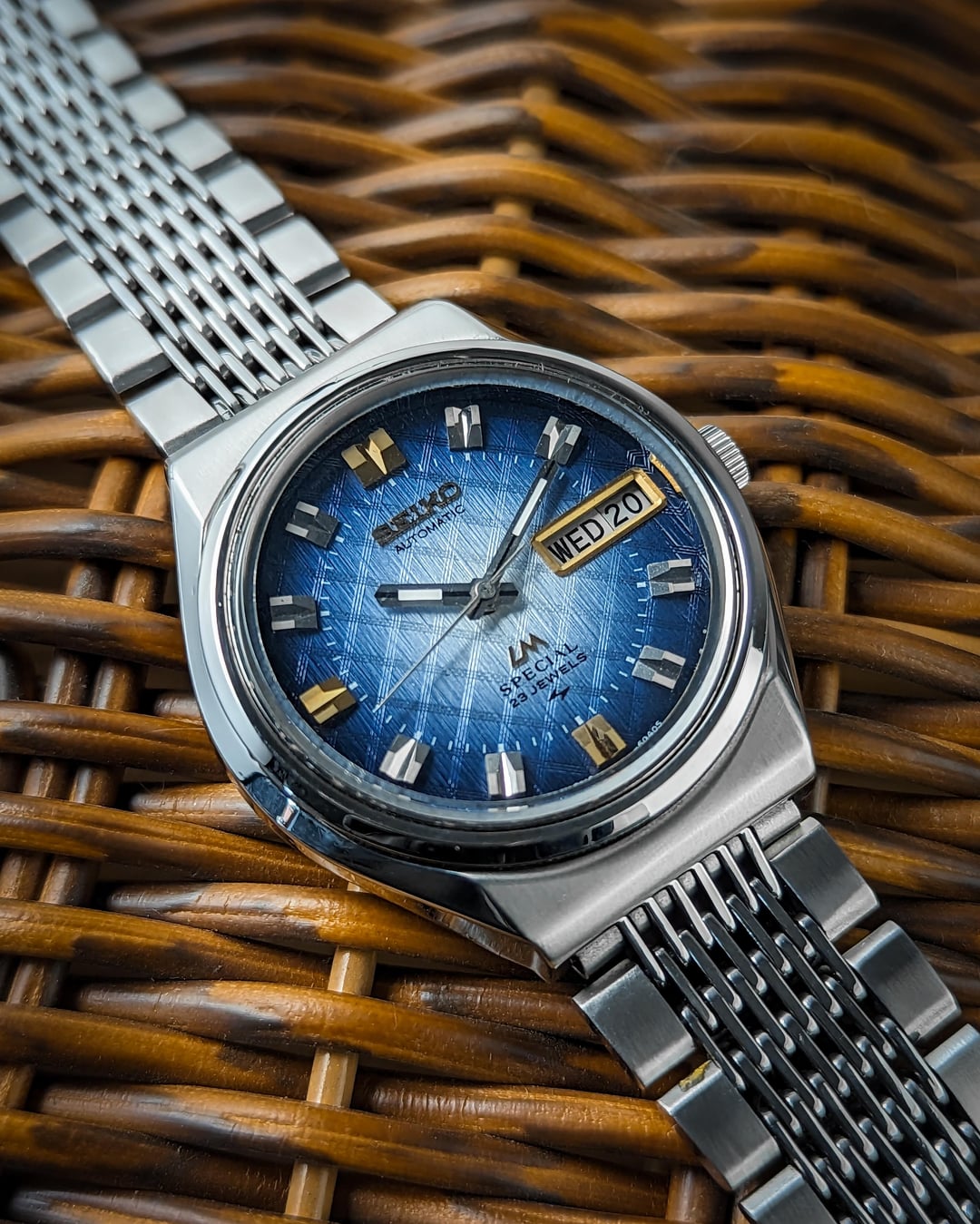 Đồng Hồ Seiko LM Special 5206: Biểu Tượng Của Kỷ Nguyên Vàng Son Trong Lịch Sử Seiko
