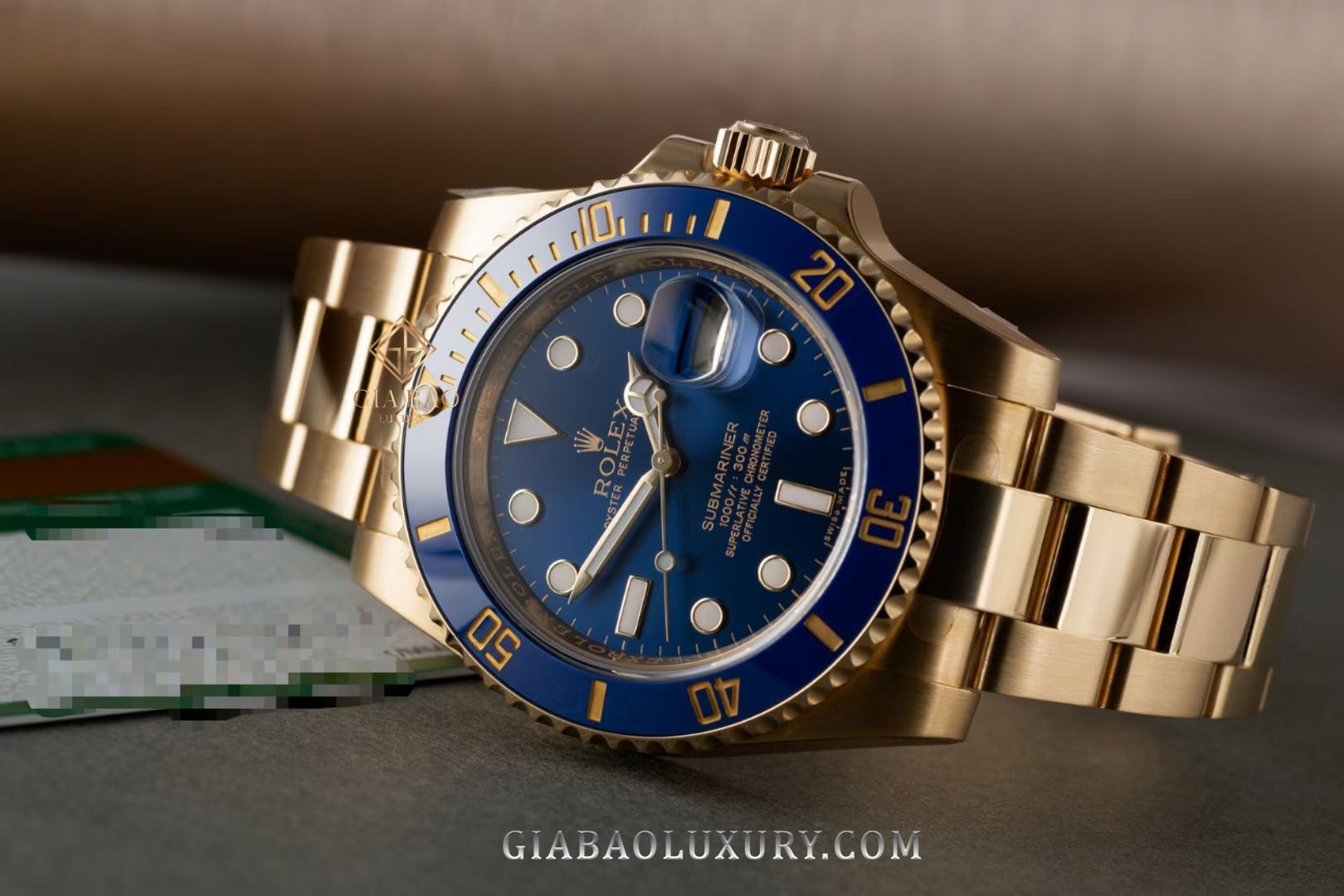 Bộ sưu tập đồng hồ Rolex Submariner vàng nguyên khối cao cấp
