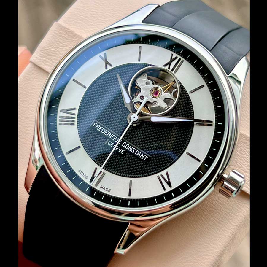 Đồng hồ Frederique Constant FC-350S5B6B: Biểu Tượng Sang Trọng Với Chức Năng GMT Vượt Trội Đồng hồ Frederique Constant FC-350S5B6B: Biểu Tượng Sang Trọng Với Chức Năng GMT Vượt Trội