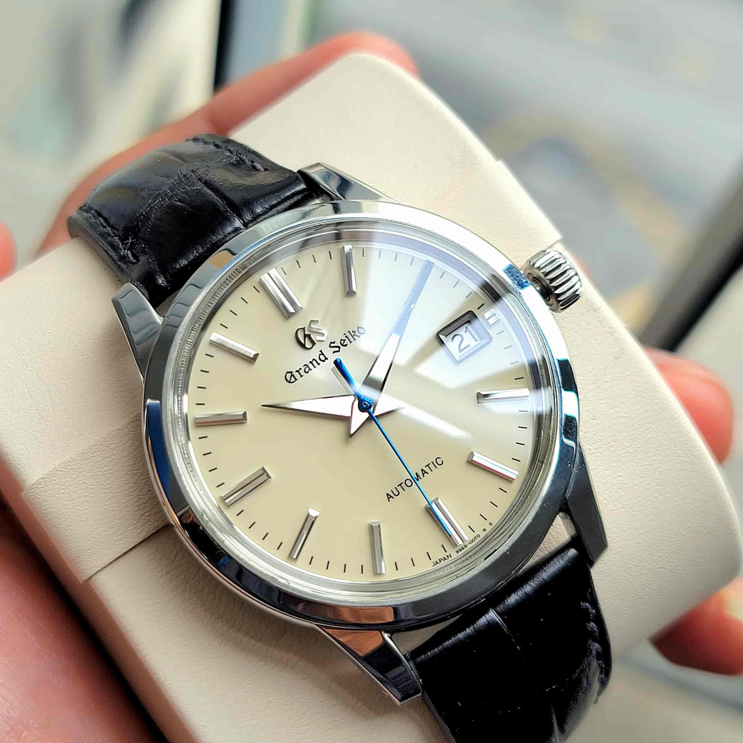 Đồng hồ Grand Seiko Chính Hãng: Đỉnh Cao Chế Tác Nhật Bản