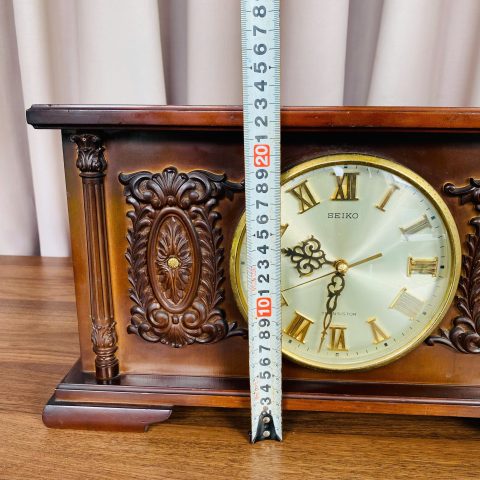 Khám Phá Vẻ Đẹp Vượt Thời Gian Của Đồng Hồ Treo Tường Seiko Máy Transistor Cổ Điển