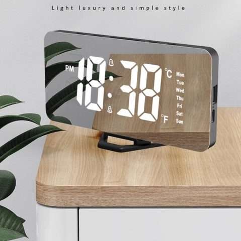 Đồng Hồ Báo Thức: Người Bạn Thầm Lặng Định Hình Nhịp Sống Hiện Đại