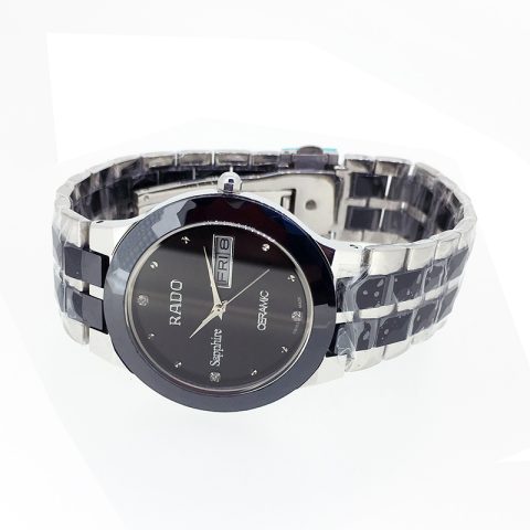 Đồng Hồ Rado Mặt Đá Saphia: Biểu Tượng Của Sự Sang Trọng và Bền Bỉ Vượt Thời Gian