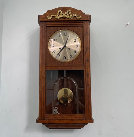 Bán Đồng Hồ Đeo Tay Junghans: Hướng Dẫn Toàn Diện Từ Mua Đến Bán Và Thẩm Định Giá Trị