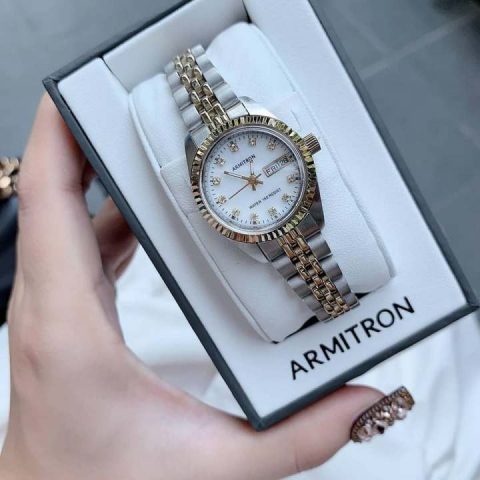 Đồng hồ Armitron Nữ Dây Kim Loại: Tôn Vinh Nét Thanh Lịch và Bền Bỉ