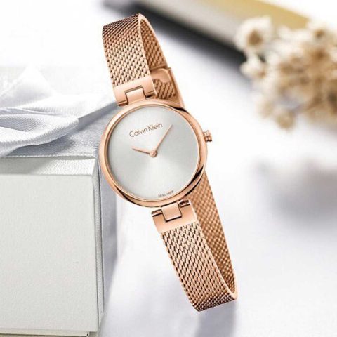 Đồng Hồ Nữ Hàng Hiệu CK: Biểu Tượng Của Sự Thanh Lịch Tối Giản