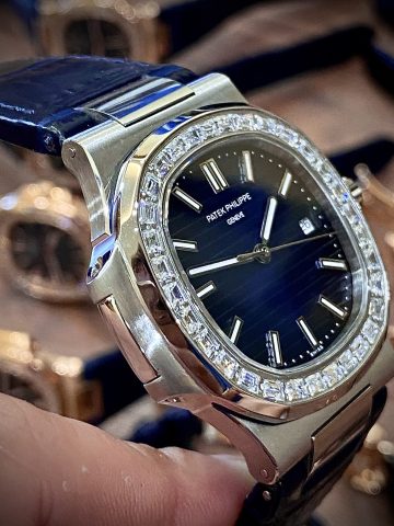 Bóc Trần Thực Trạng Bán Đồng Hồ Patek Philippe Super Fake Tại Hà Nội: Rủi Ro & Lựa Chọn Thông Minh