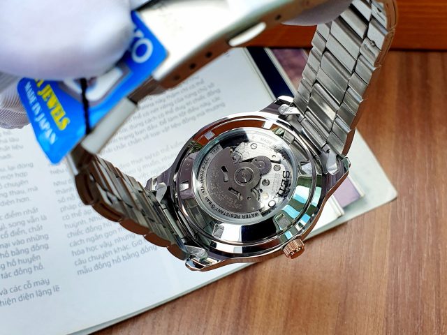 Phân Biệt Đồng Hồ Fake và Chính Hãng: Hướng Dẫn Toàn Diện Từ Chuyên Gia