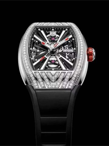 Đồng Hồ Chịu Nước 50m Là Sao? Giải Mã Tiêu Chuẩn Water Resistant WR 50M Chuẩn Xác Nhất