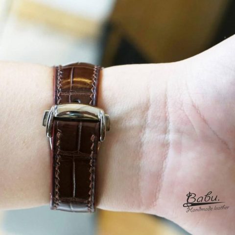 Dây Đồng Hồ Omega Chính Hãng: Hướng Dẫn Toàn Diện Từ A Đến Z Cho Người Yêu Đồng Hồ Dây Đồng Hồ Omega Chính Hãng: Hướng Dẫn Toàn Diện Từ A Đến Z Cho Người Yêu Đồng Hồ